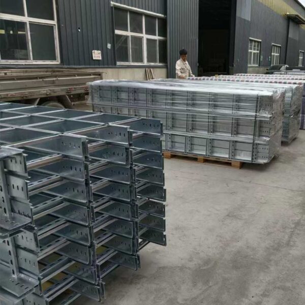 Hot-Dip Galvanized Cable Ladder - الصورة 2